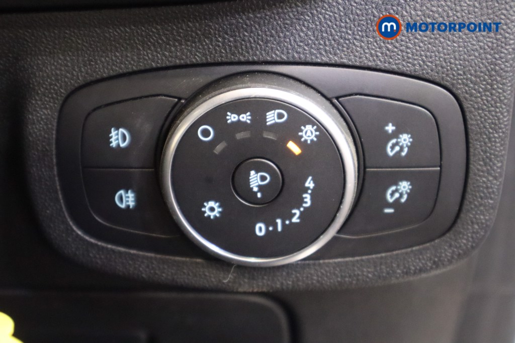 Ford Fiesta Zetec Manual Petrol Hatchback - Stock Number (1593502) - 16th supplementary image