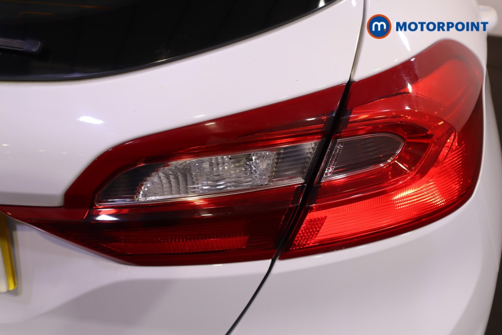 Ford Fiesta Zetec Manual Petrol Hatchback - Stock Number (1593502) - 29th supplementary image