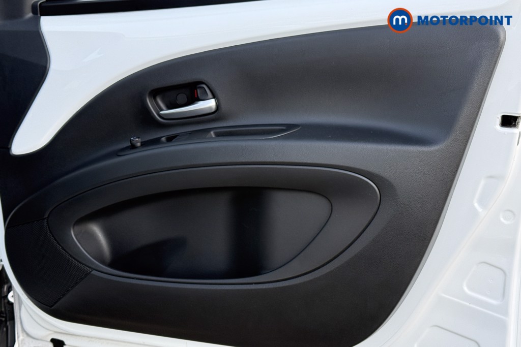 Toyota Aygo X Pure Manual Petrol Hatchback - Stock Number (1593520) - 9th supplementary image