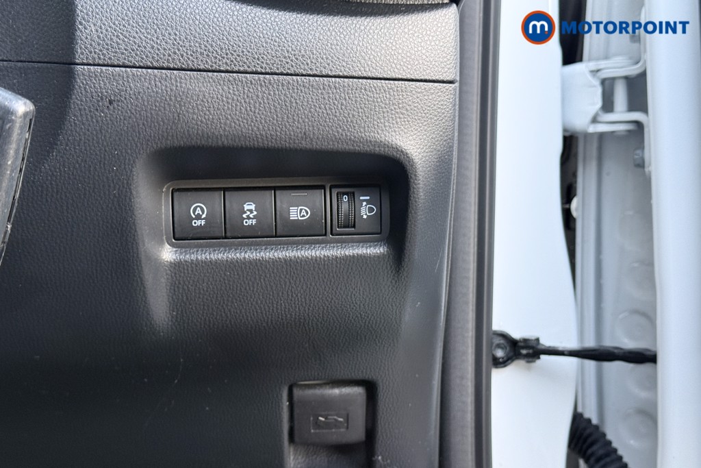 Toyota Aygo X Pure Manual Petrol Hatchback - Stock Number (1593520) - 17th supplementary image