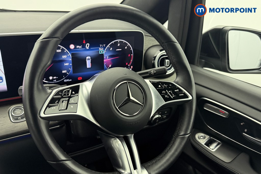 Mercedes-Benz V Class Premium Automatic Diesel People Carrier - Stock Number (1594000) - 3rd supplementary image