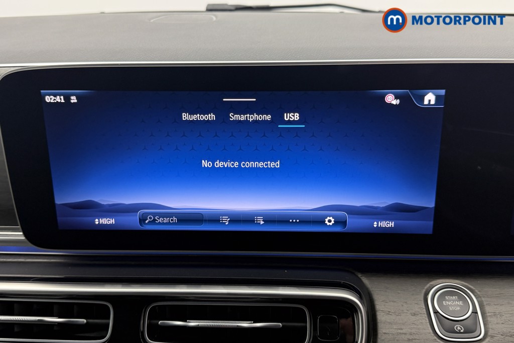 Mercedes-Benz V Class Premium Automatic Diesel People Carrier - Stock Number (1594000) - 7th supplementary image