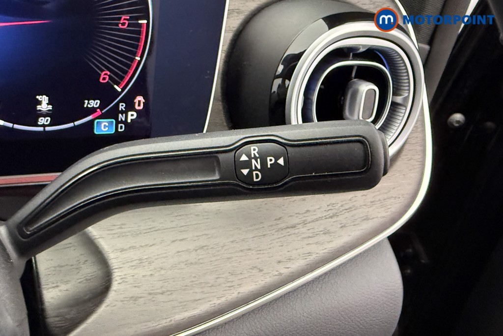 Mercedes-Benz V Class Premium Automatic Diesel People Carrier - Stock Number (1594000) - 16th supplementary image