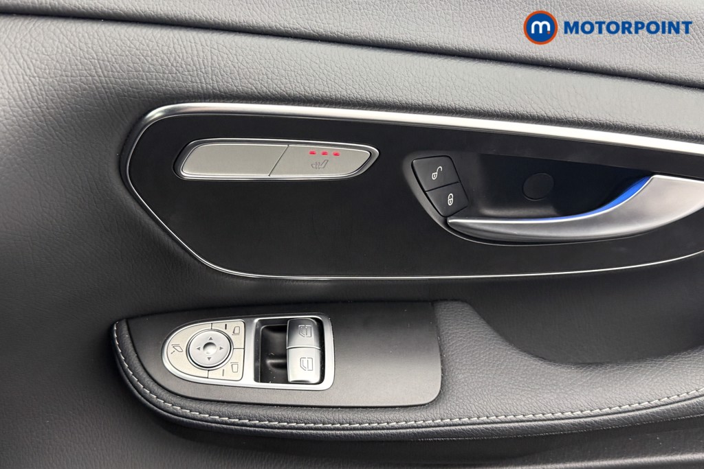 Mercedes-Benz V Class Premium Automatic Diesel People Carrier - Stock Number (1594000) - 18th supplementary image