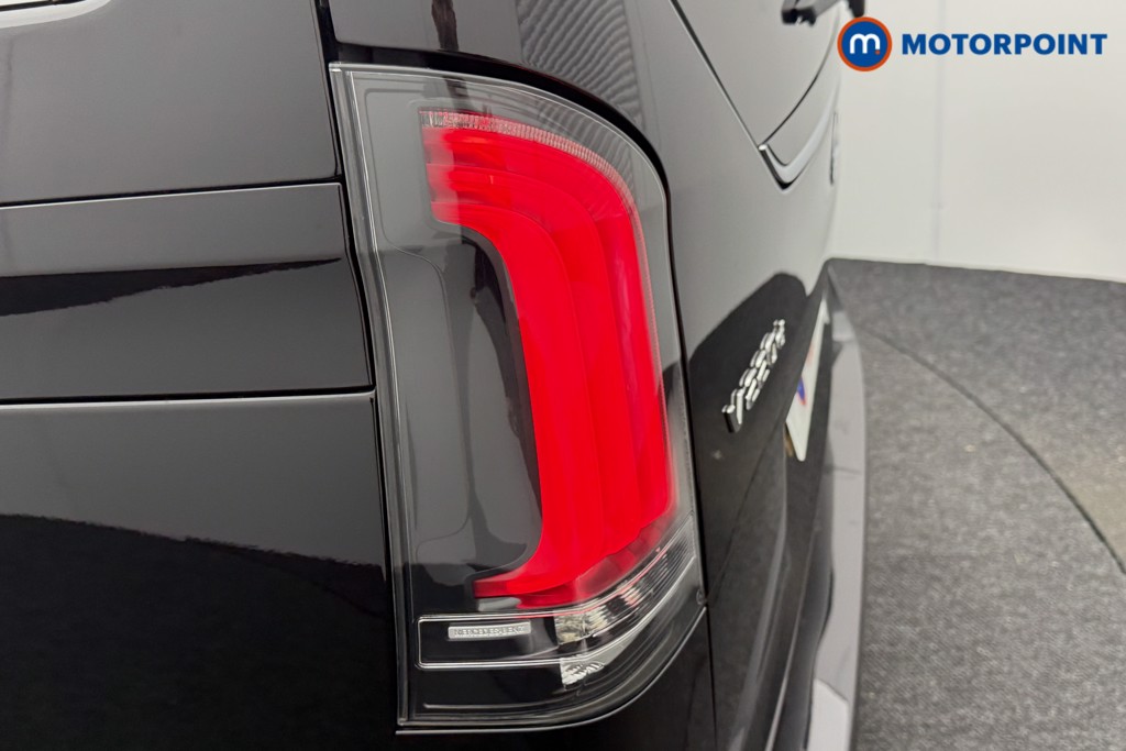 Mercedes-Benz V Class Premium Automatic Diesel People Carrier - Stock Number (1594000) - 28th supplementary image