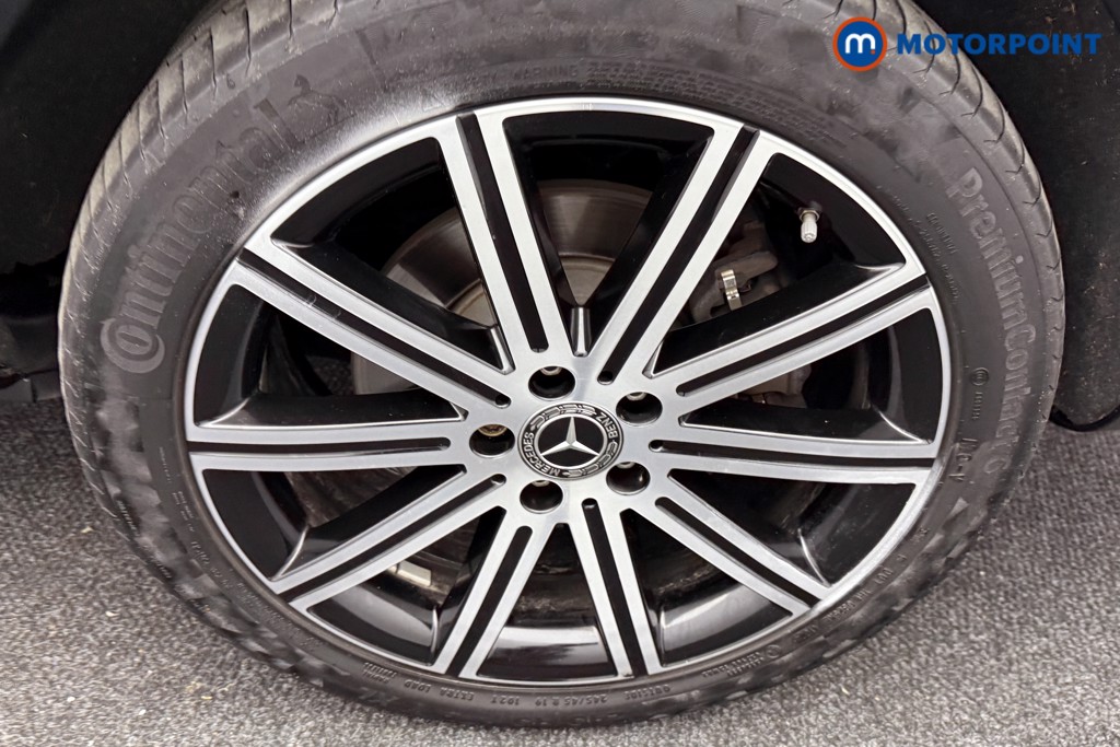 Mercedes-Benz V Class Premium Automatic Diesel People Carrier - Stock Number (1594000) - 33rd supplementary image