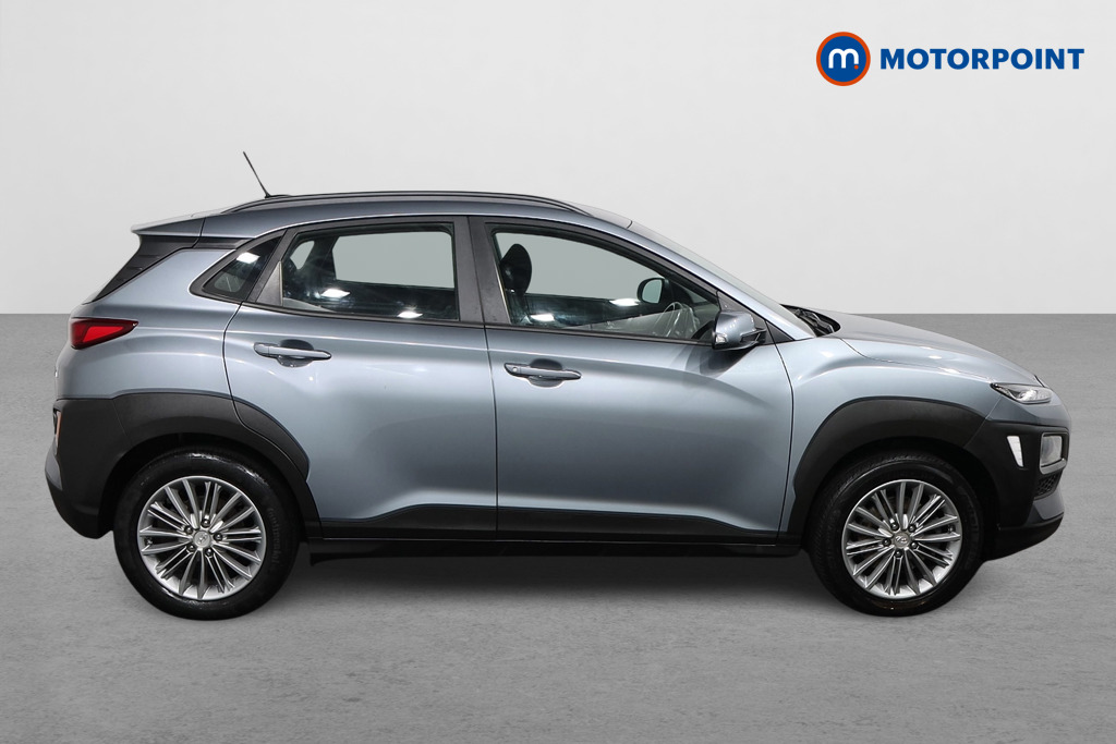 Hyundai Kona SE Manual Petrol SUV - Stock Number (1594144) - Drivers side