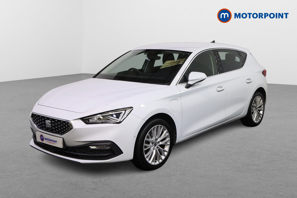 Seat Leon Xcellence Automatic Petrol Plug-In Hybrid Hatchback - Stock Number (1594370) - Passenger side front corner