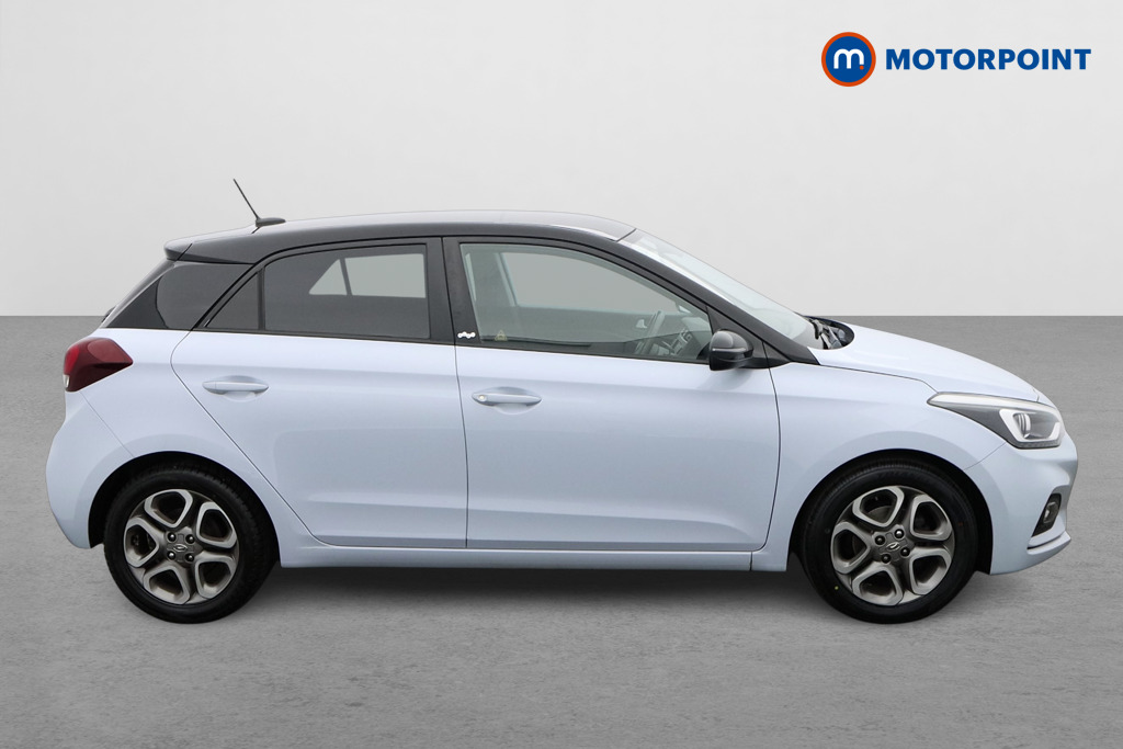 Hyundai I20 Play Manual Petrol Hatchback - Stock Number (1594372) - Drivers side
