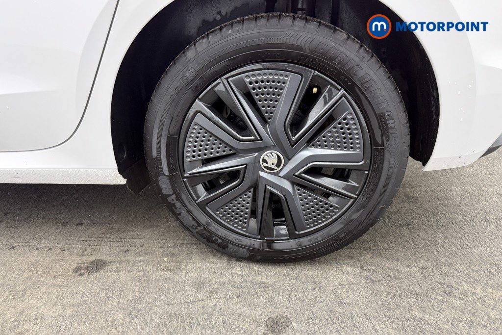 Skoda Fabia Colour Edition Manual Petrol Hatchback - Stock Number (1594499) - 23rd supplementary image