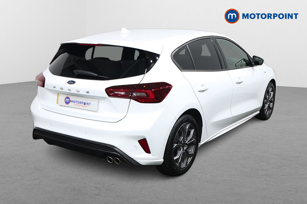 Ford Focus St-Line Manual Petrol Hatchback - Stock Number (1594622) - Drivers side rear corner
