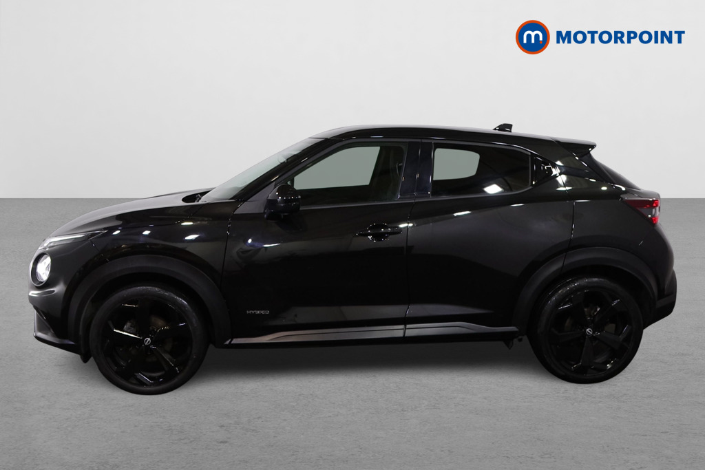 Nissan Juke Tekna Automatic Petrol-Electric Hybrid SUV - Stock Number (1594669) - Passenger side