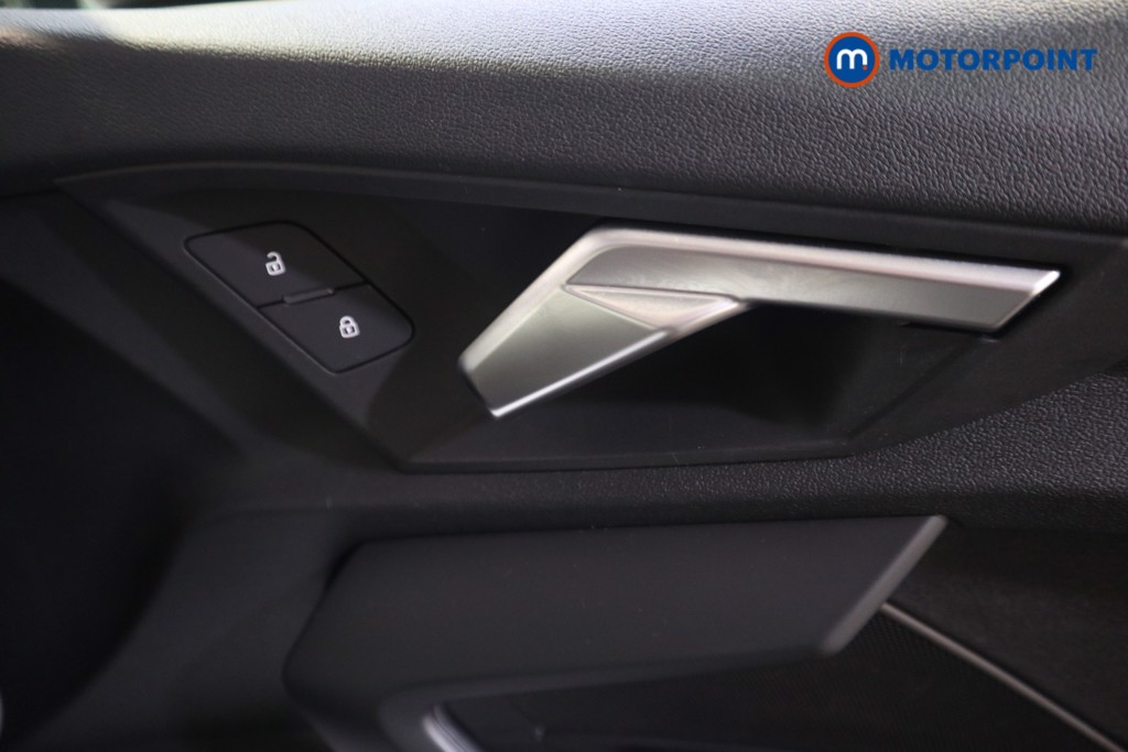 Audi A3 Technik Manual Petrol Hatchback - Stock Number (1594714) - 14th supplementary image