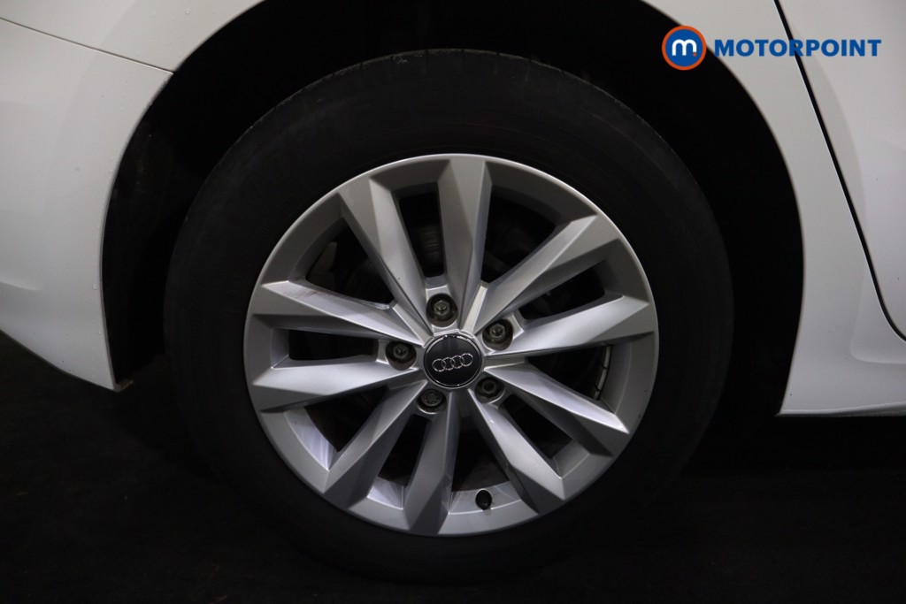 Audi A3 Technik Manual Petrol Hatchback - Stock Number (1594714) - 18th supplementary image