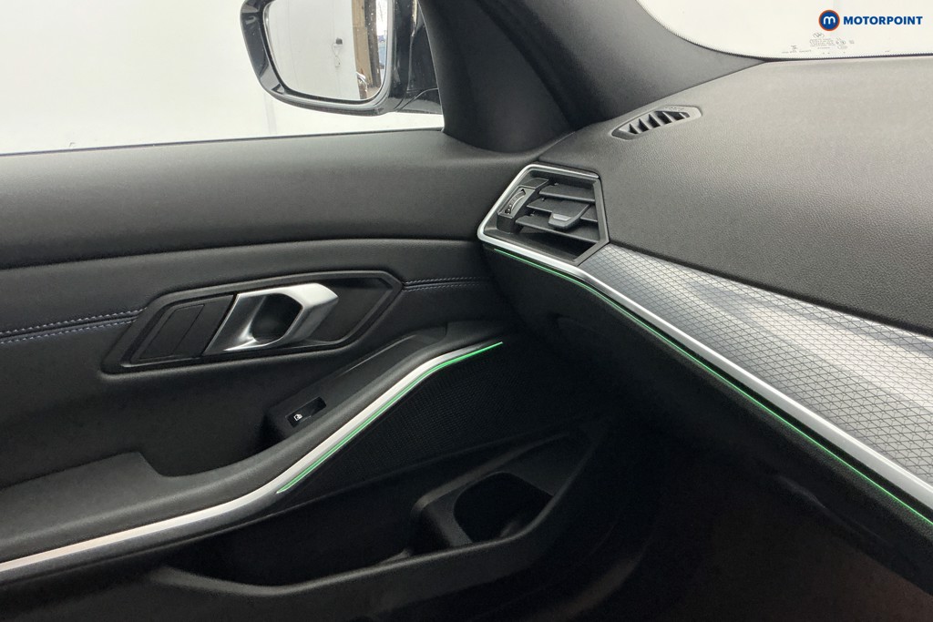 BMW 3 Series M Sport Automatic Petrol Saloon - Stock Number (1594871) - 17th supplementary image