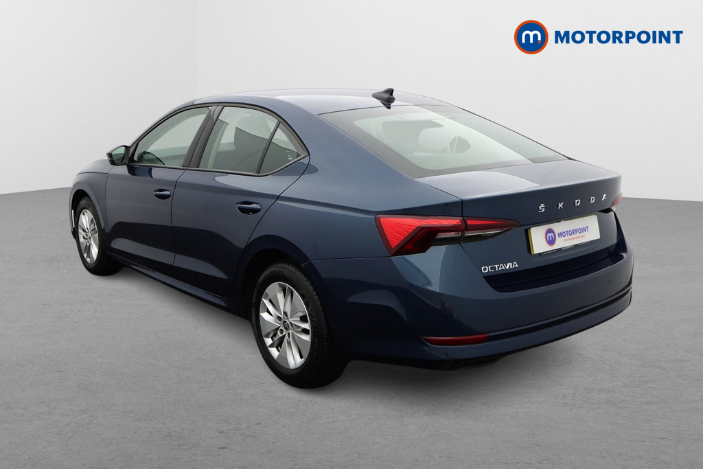 Skoda Octavia SE Manual Petrol Hatchback - Stock Number (1594943) - Passenger side rear corner
