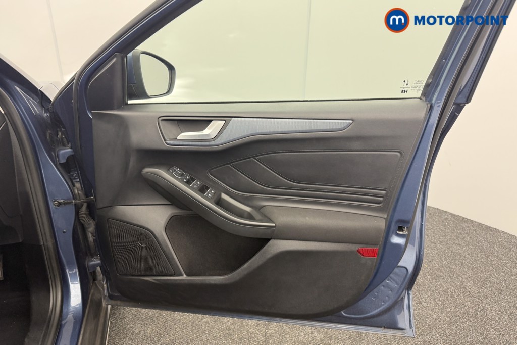 Ford Focus Active Manual Petrol Estate - Stock Number (1595086) - 16th supplementary image