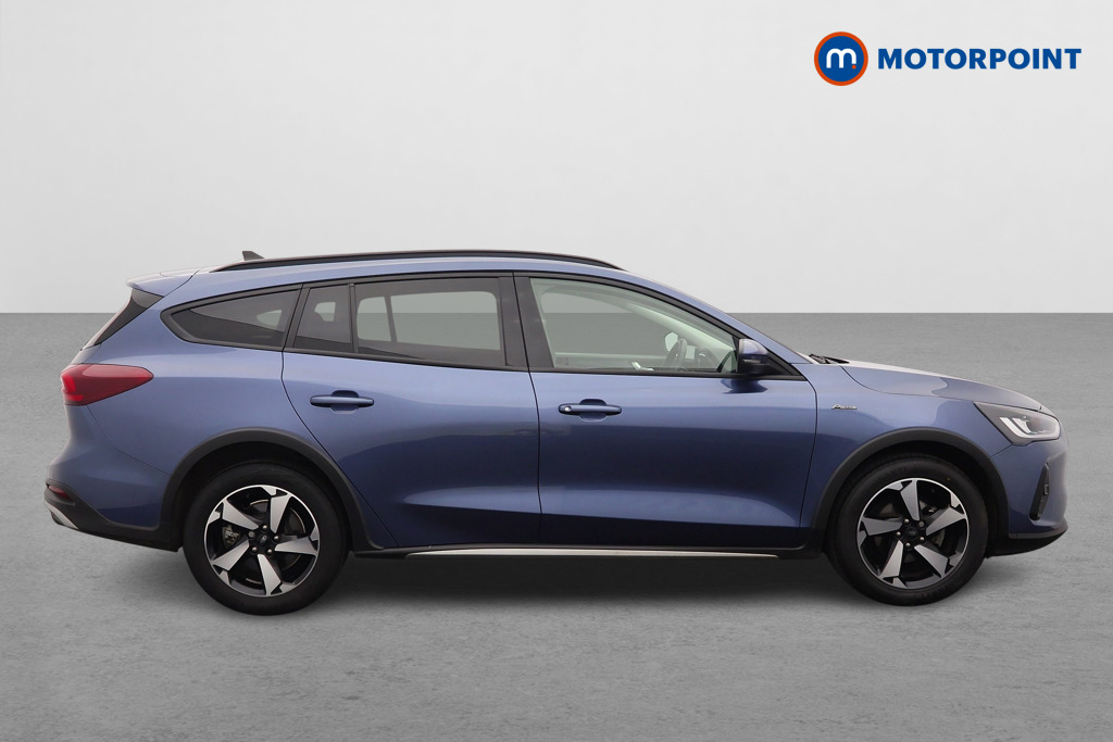 Ford Focus Active Manual Petrol Estate - Stock Number (1595086) - Drivers side