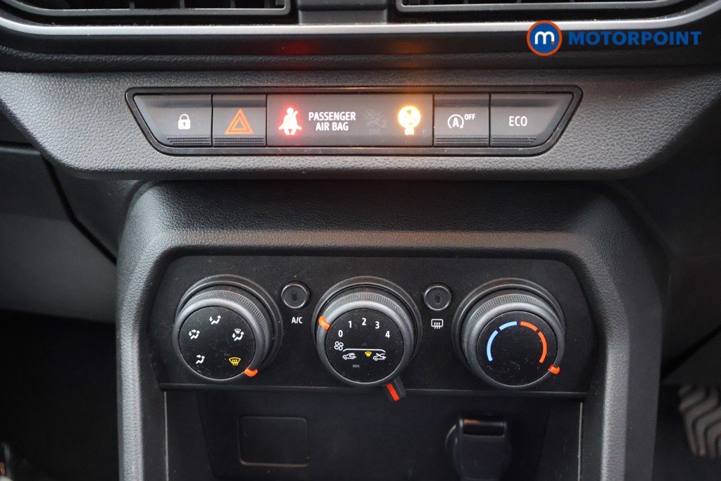 Dacia Sandero Stepway Expression Manual Petrol Hatchback - Stock Number (1595126) - 6th supplementary image