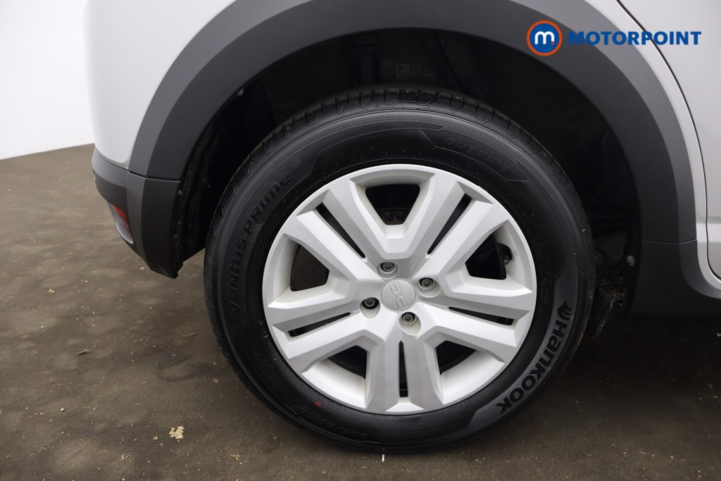 Dacia Sandero Stepway Expression Manual Petrol Hatchback - Stock Number (1595126) - 15th supplementary image