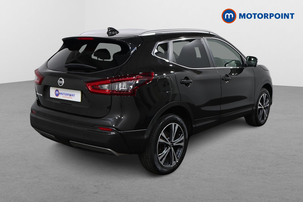 Nissan Qashqai N-Connecta Manual Petrol SUV - Stock Number (1595133) - Drivers side rear corner