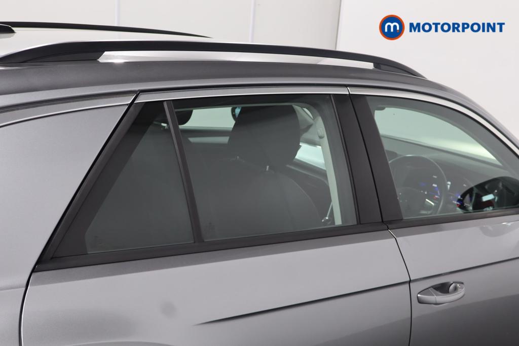 Volkswagen T-Roc Life Manual Petrol SUV - Stock Number (1595158) - 26th supplementary image