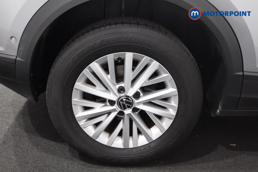 Volkswagen T-Roc Life Manual Petrol SUV - Stock Number (1595158) - 30th supplementary image