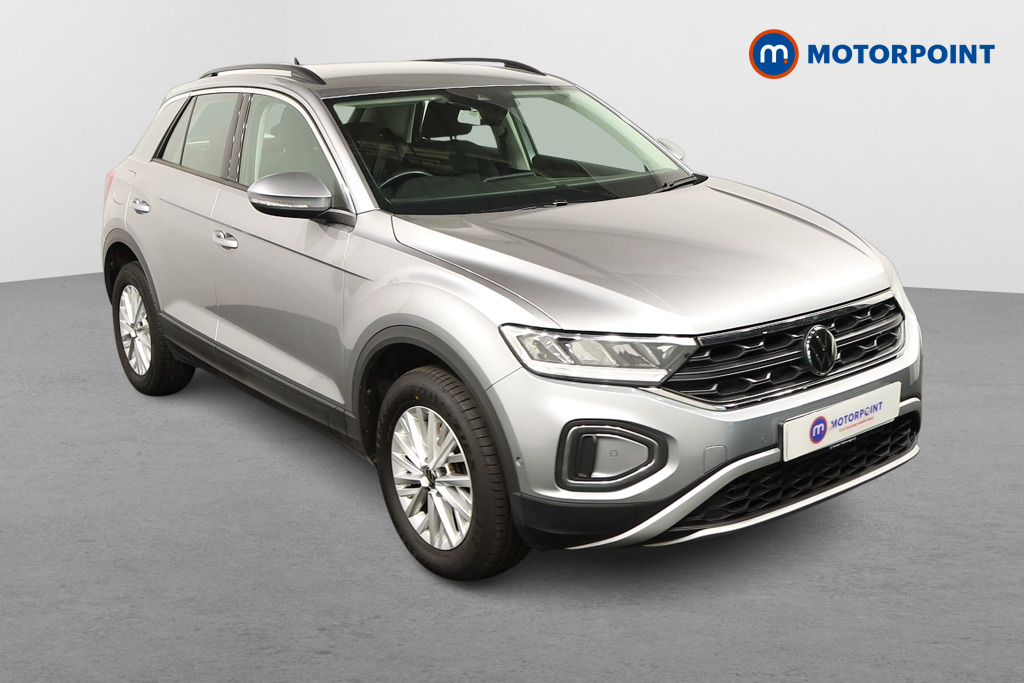 Volkswagen T-Roc Life Manual Petrol SUV - Stock Number (1595158) - Drivers side front corner