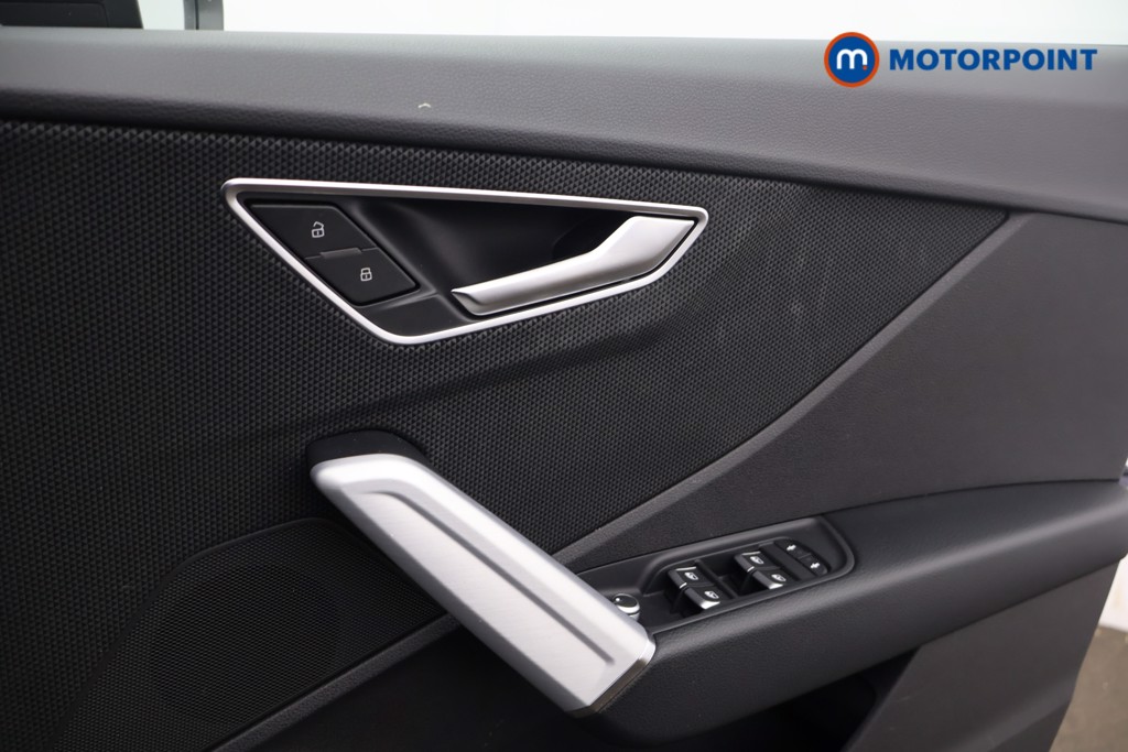 Audi Q2 Black Edition Automatic Petrol SUV - Stock Number (1595189) - 5th supplementary image