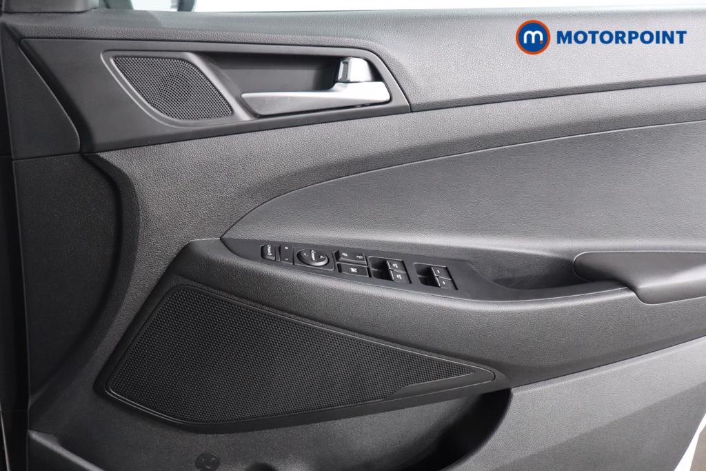 Hyundai Tucson Se Nav Manual Petrol SUV - Stock Number (1595386) - 10th supplementary image