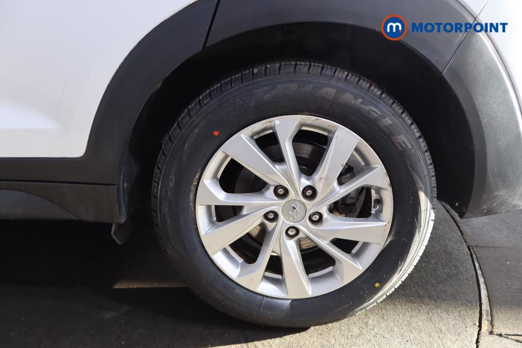 Hyundai Tucson Se Nav Manual Petrol SUV - Stock Number (1595386) - 21st supplementary image