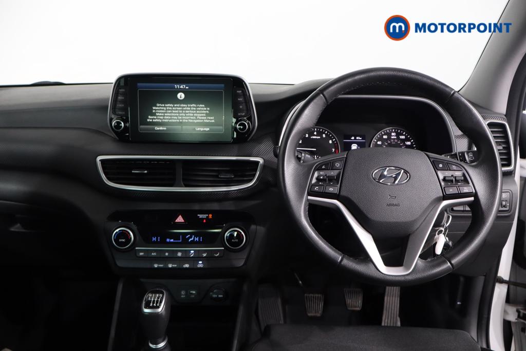 Hyundai Tucson Se Nav Manual Petrol SUV - Stock Number (1595386) - 1st supplementary image