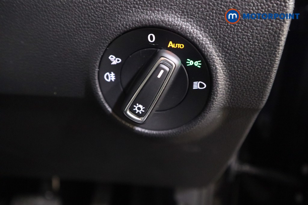 Volkswagen T-Roc Style Automatic Petrol SUV - Stock Number (1595440) - 10th supplementary image