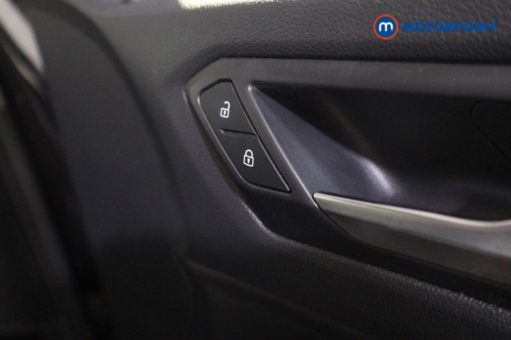 Volkswagen T-Roc Style Automatic Petrol SUV - Stock Number (1595440) - 11th supplementary image