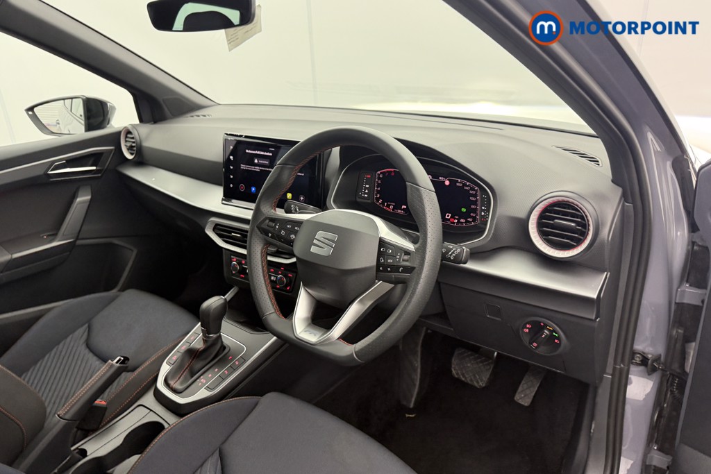 Seat Arona Fr Black Edition Automatic Petrol SUV - Stock Number (1595724) - 4th supplementary image