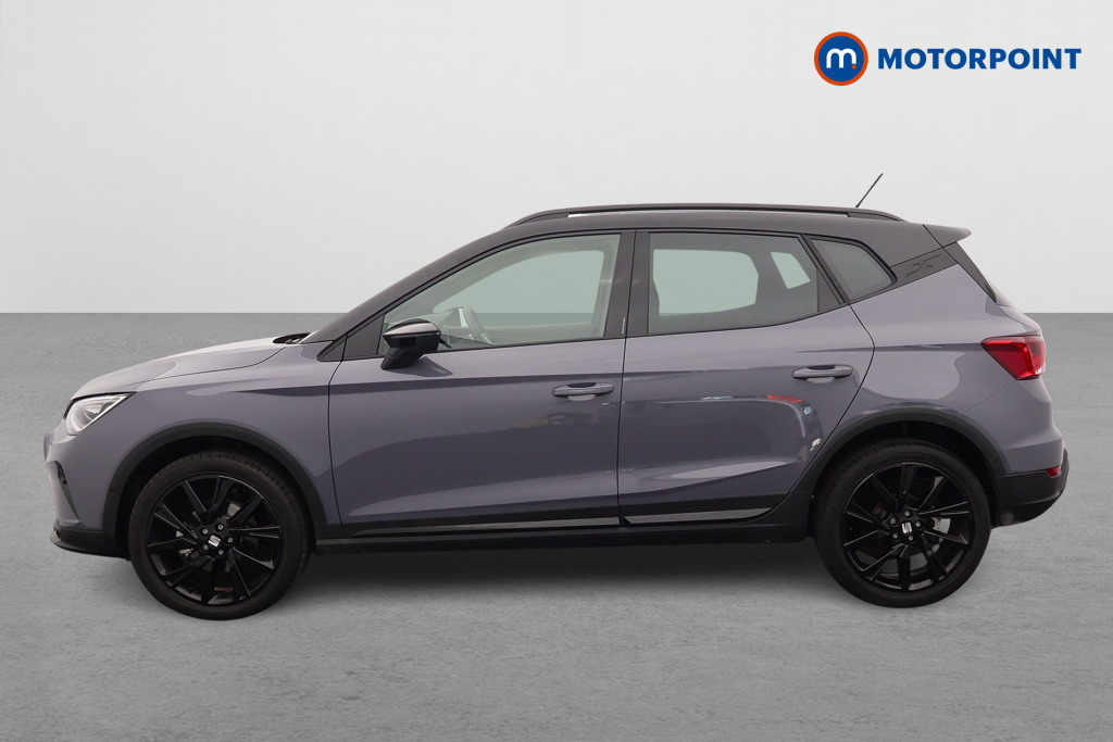 Seat Arona Fr Black Edition Automatic Petrol SUV - Stock Number (1595724) - Passenger side