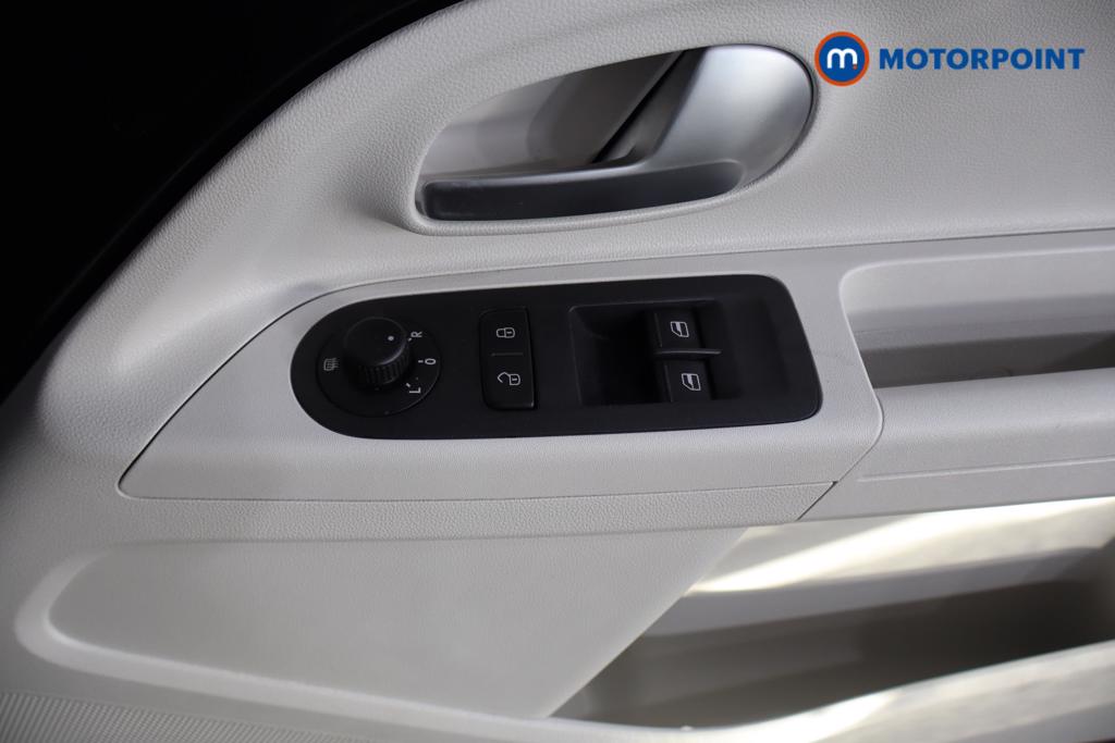 Volkswagen UP High Up Automatic Petrol Hatchback - Stock Number (1595798) - 7th supplementary image