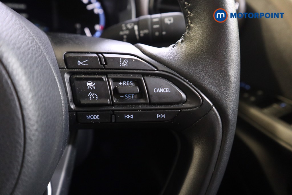 Toyota Yaris Cross Excel Automatic Petrol-Electric Hybrid Estate - Stock Number (1595954) - 4th supplementary image