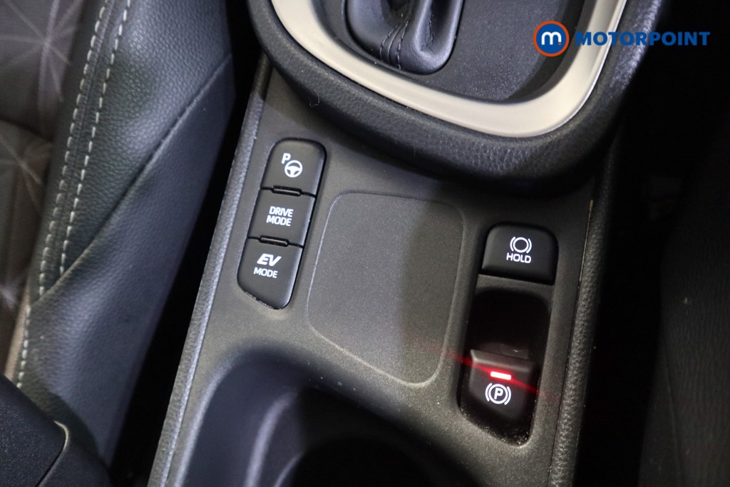 Toyota Yaris Cross Excel Automatic Petrol-Electric Hybrid Estate - Stock Number (1595954) - 9th supplementary image