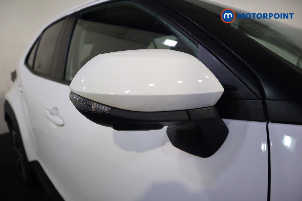 Toyota Yaris Cross Excel Automatic Petrol-Electric Hybrid Estate - Stock Number (1595954) - 30th supplementary image