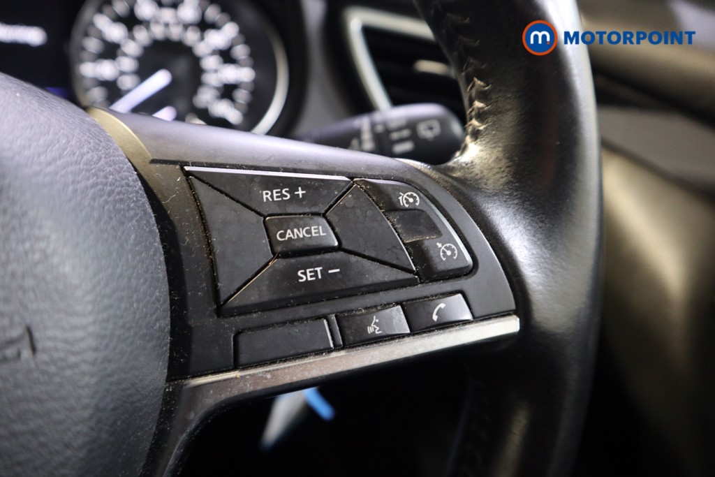 Nissan Qashqai Acenta Premium Manual Petrol SUV - Stock Number (1596097) - 4th supplementary image