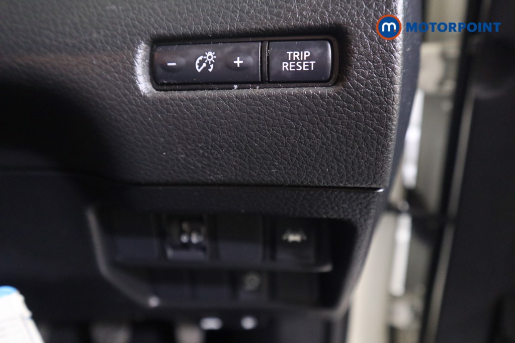 Nissan Qashqai Acenta Premium Manual Petrol SUV - Stock Number (1596097) - 10th supplementary image