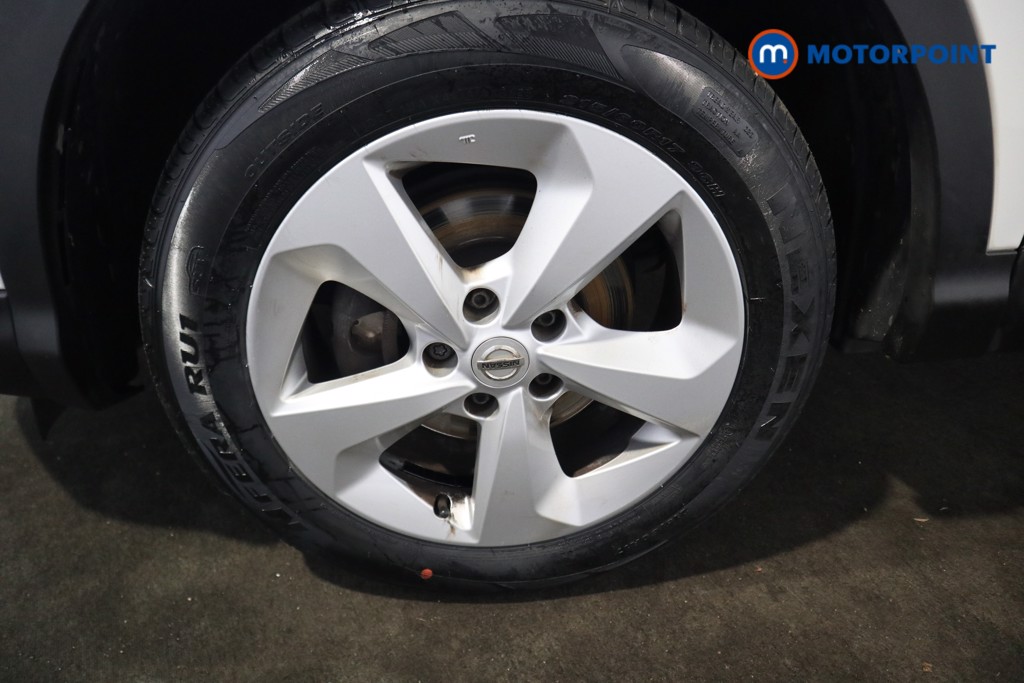 Nissan Qashqai Acenta Premium Manual Petrol SUV - Stock Number (1596097) - 20th supplementary image