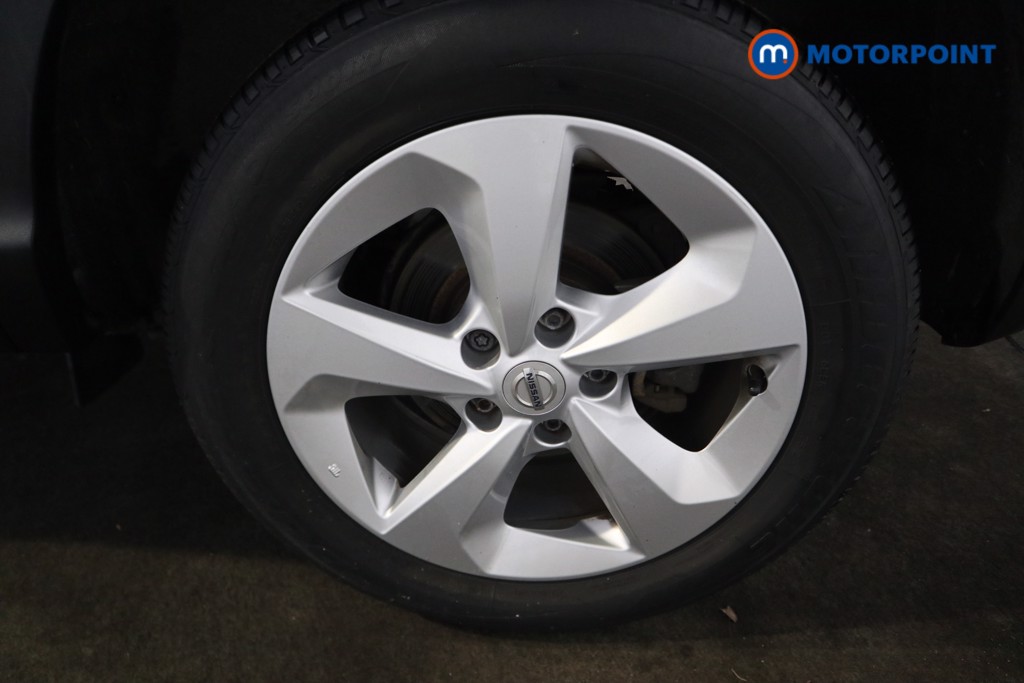 Nissan Qashqai Acenta Premium Manual Petrol SUV - Stock Number (1596097) - 21st supplementary image