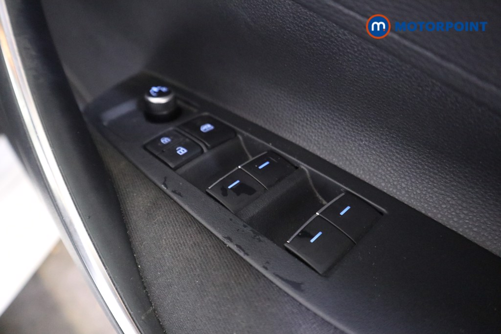 Toyota Corolla Icon Tech Automatic Petrol-Electric Hybrid Hatchback - Stock Number (1596290) - 12th supplementary image