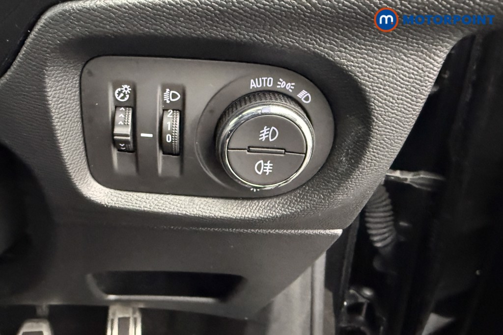 Vauxhall Corsa GS Manual Petrol Hatchback - Stock Number (1596362) - 14th supplementary image