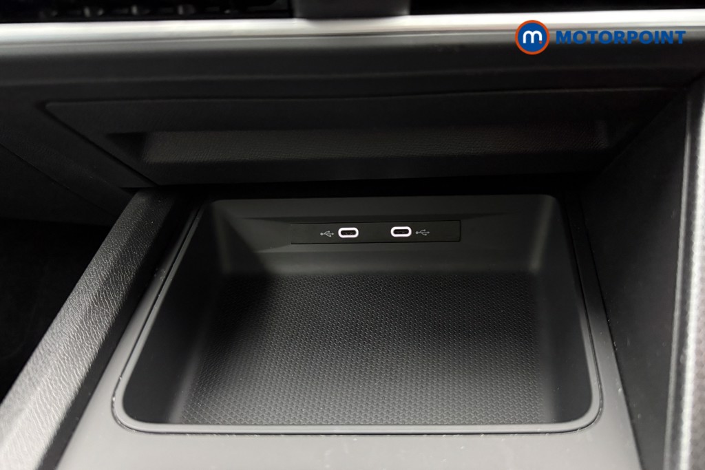 Seat Leon Se Dynamic Manual Petrol Hatchback - Stock Number (1596401) - 13th supplementary image