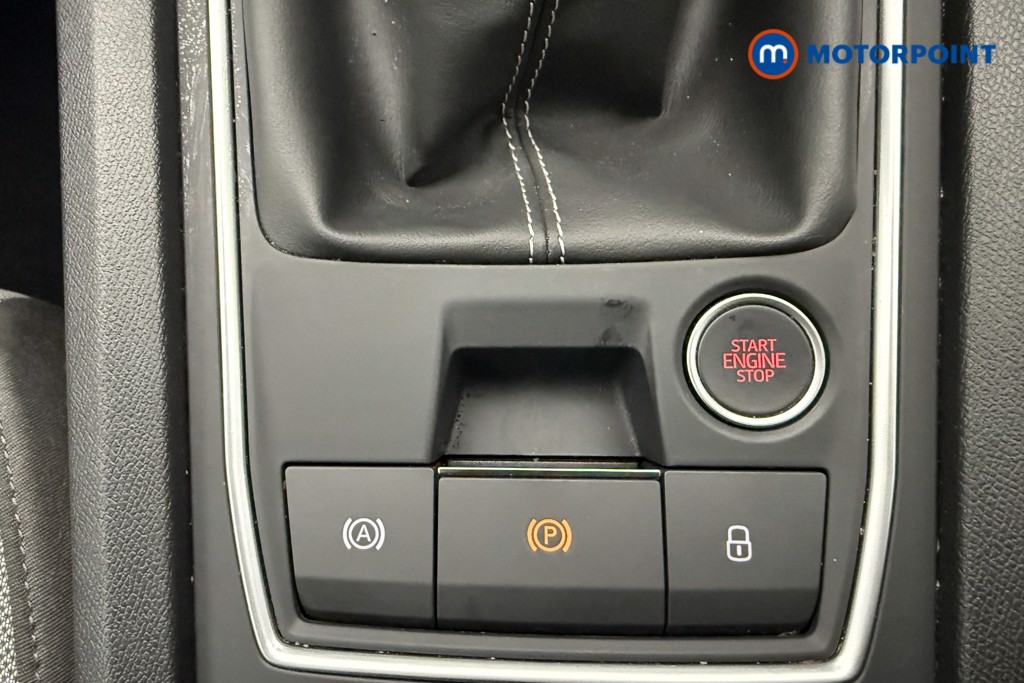 Seat Leon Se Dynamic Manual Petrol Hatchback - Stock Number (1596401) - 14th supplementary image