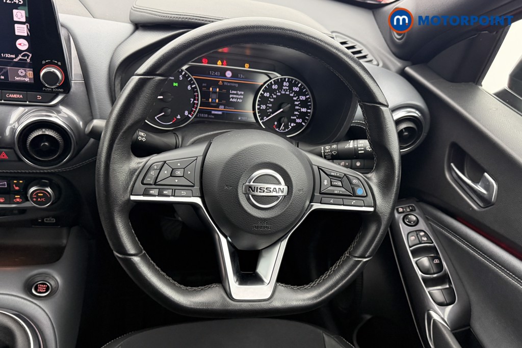 Nissan Juke Tekna Manual Petrol SUV - Stock Number (1596503) - 3rd supplementary image