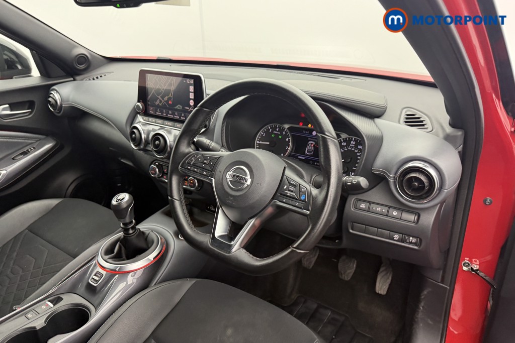 Nissan Juke Tekna Manual Petrol SUV - Stock Number (1596503) - 4th supplementary image